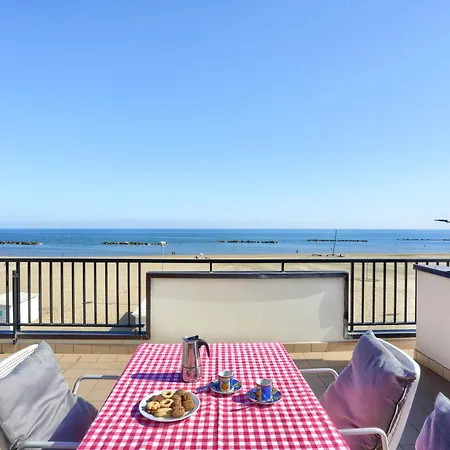Mazzarosa Residence Roseto Degli Abruzzi Exterior photo