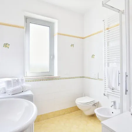Mazzarosa Residence Roseto Degli Abruzzi Exterior photo