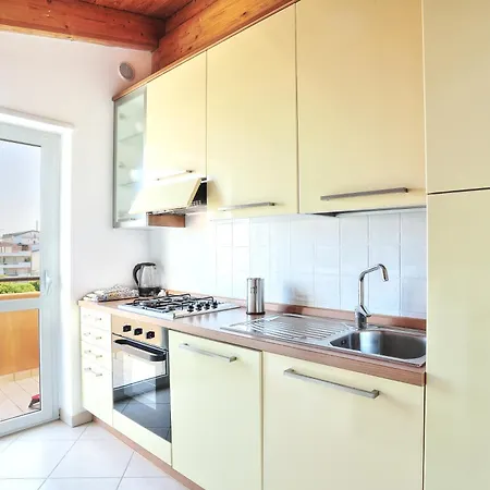 Mazzarosa Residence Roseto Degli Abruzzi Exterior photo