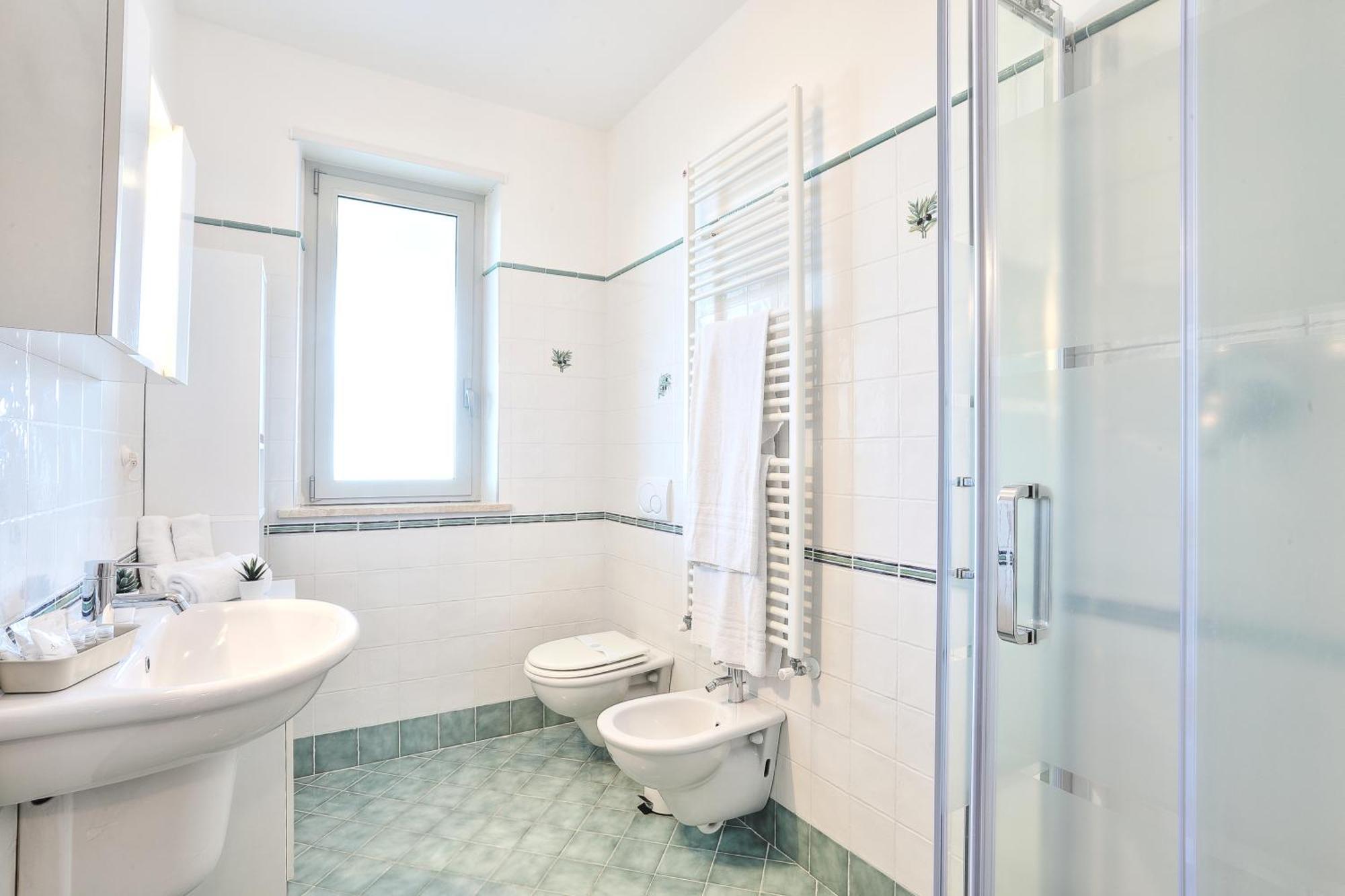 Mazzarosa Apartment *